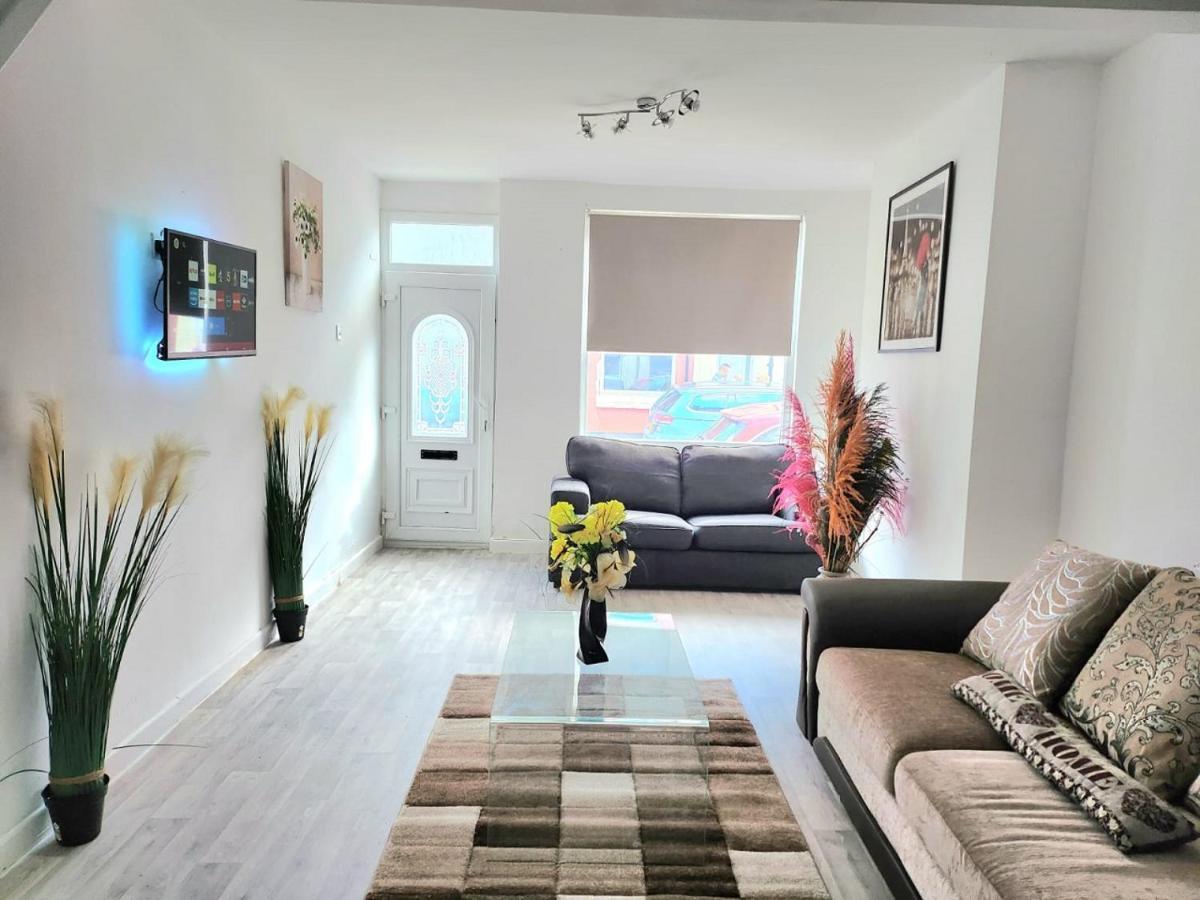 Hawkins Town House Near City Ctr And All Amenities Liverpool